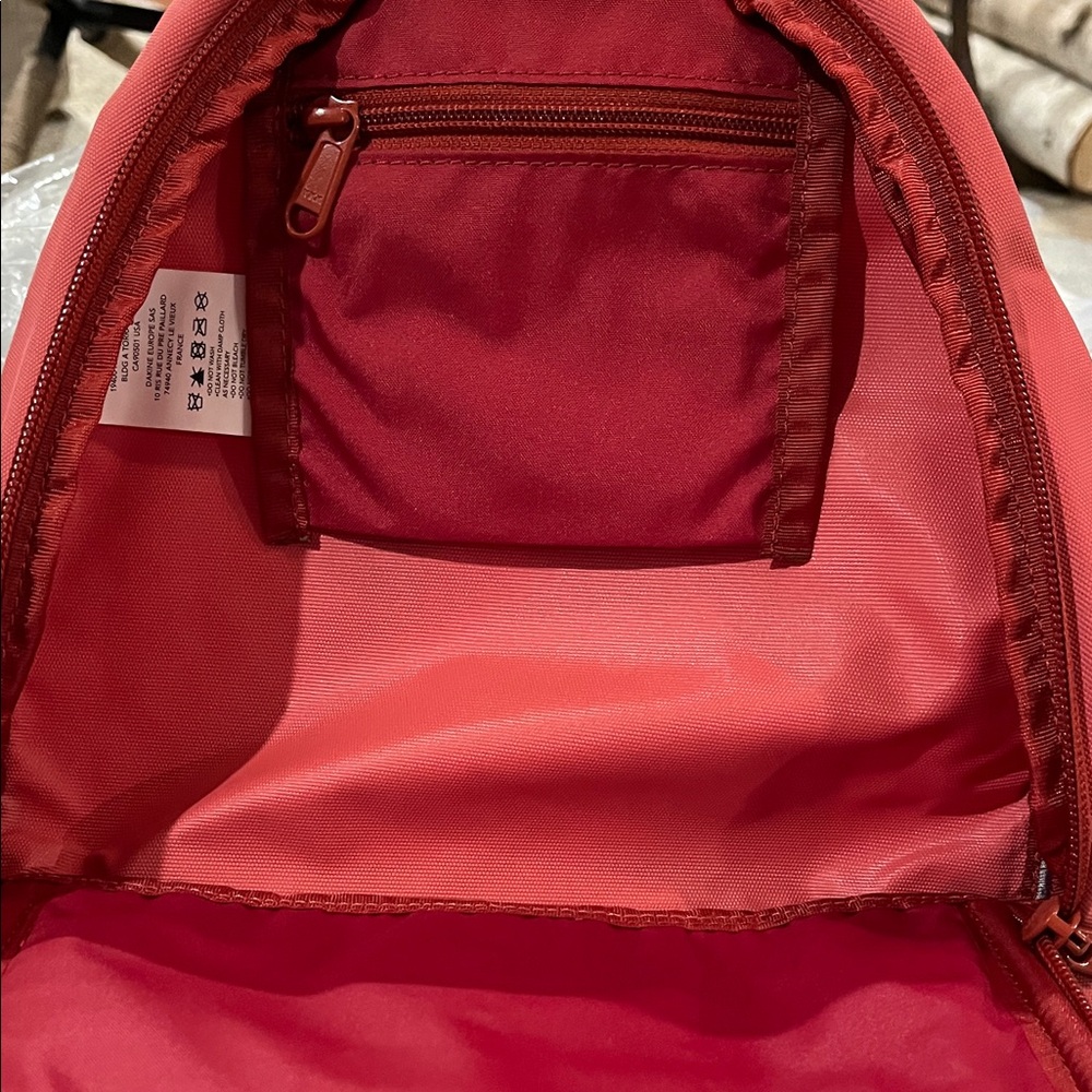 Dakine Cosmo 6.5L Backpack in Mineral Red/NWT - Picture 11 of 12